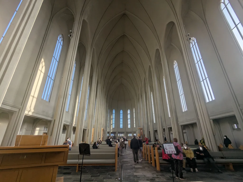 EstelleLyan-Hallgrímskirkja-interieur Intérieur d'Hallgrímskirkja, église à Reykjavik