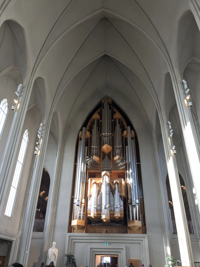 EstelleLyan-Hallgrímskirkja-orgue Orgue de Hallgrímskirkja, église à Reykjavik